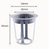 Godet en plastique transparent de forme cylindrique avec des fentes verticales et un fond ajouré