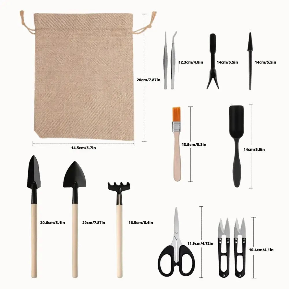 Ensemble d'outils de jardinage avec des poignées en bois et des accessoires variés sur fond beige