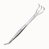 Pince râteau en inox avec trois dents et une partie plate, finition brillante et design ergonomique
