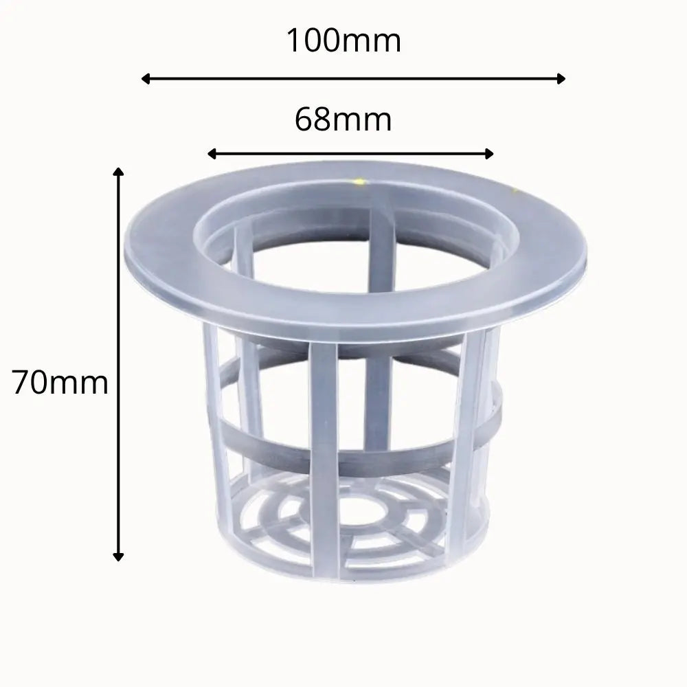Panier de culture en plastique transparent avec des ouvertures et un bord circulaire gris