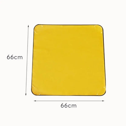 Tapis de rempotage jaune avec bords noirs, surface lisse et carrée, idéal pour le jardinage intérieur
